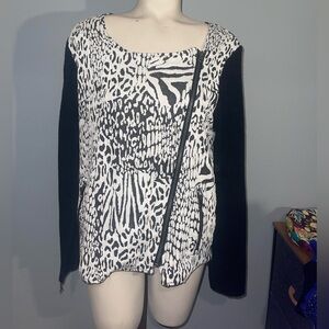 Fever Black and White Animal Print diagonal zip up sweater woman’s large